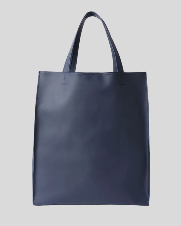 Lyle & Scott Stutterheim Stylist Bag Navy