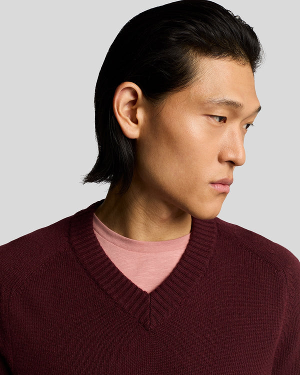 Lyle & Scott V Neck Knit Jumper Burgundy Heather