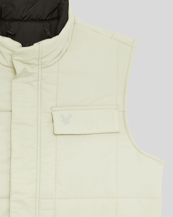 Lyle & Scott Printed Reversible Puffer Gilet Jet Black/ Grey Taupe