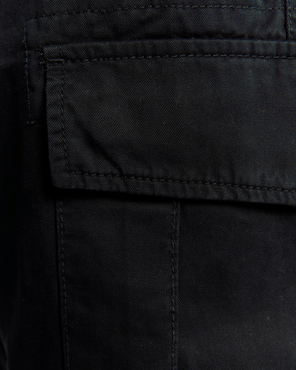 Lyle & Scott Regular Fit Articulated Cargo Trouser Jet Black