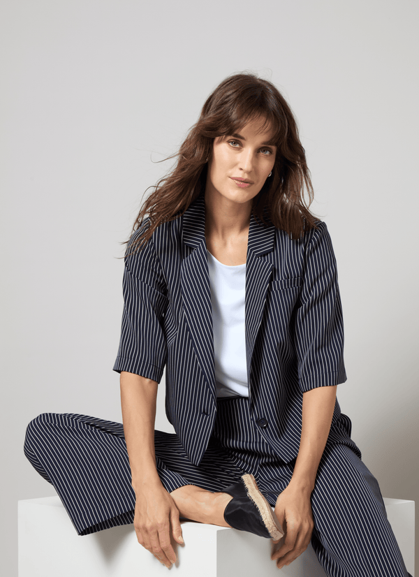 Lyssé Clarette Cropped Short Slv Blazer Marine Pinstripe