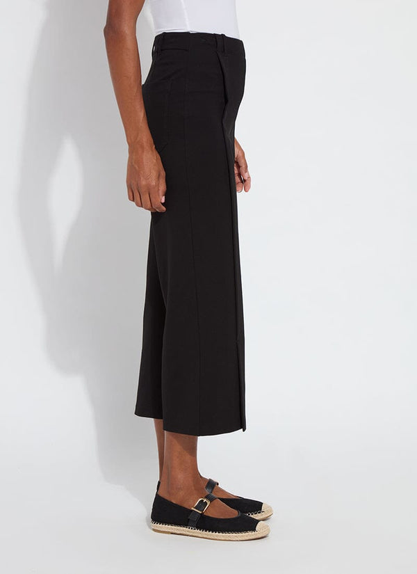 Lyssé Kori Pleat Detail Cropped Pant (24" Inseam) Black