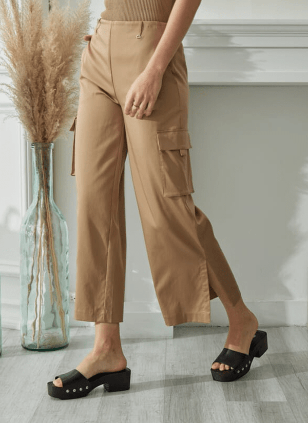 lyssé Calypso Cargo Pant (27" Inseam) Tanned