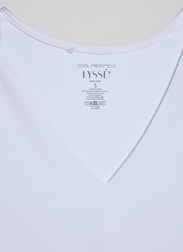 Lyssé Essential V-neck Shell Curvy White