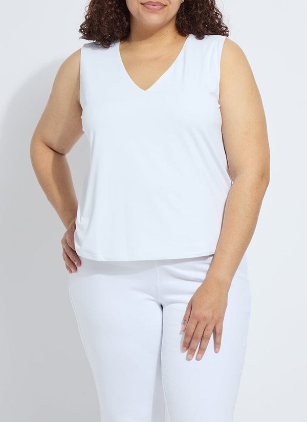 lyssé Essential V-neck Shell Curvy White