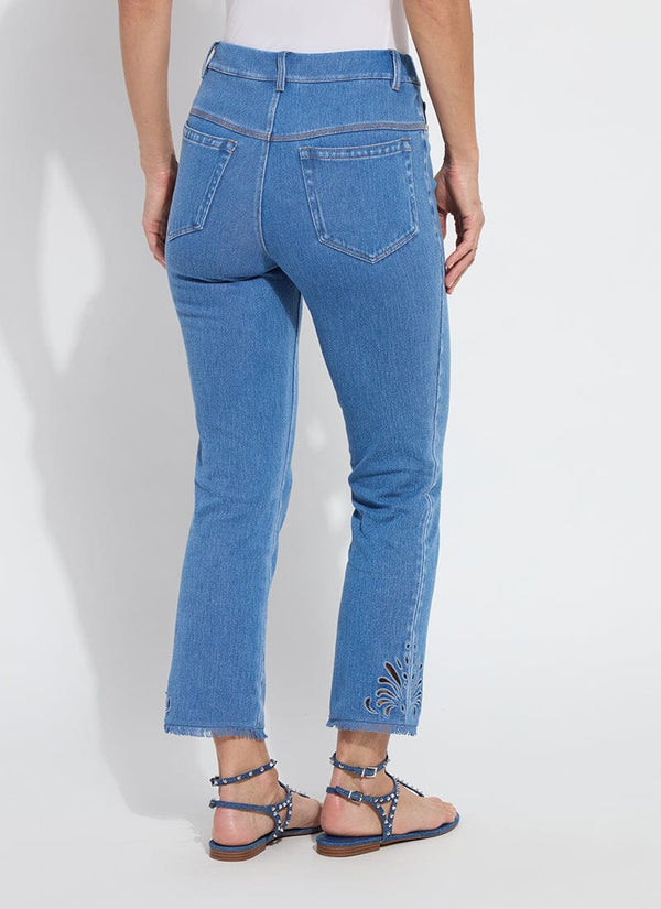 Lyssé Yori Eyelet Straight Leg Crop Denim (Plus Size 26" Inseam) Bleached Blue