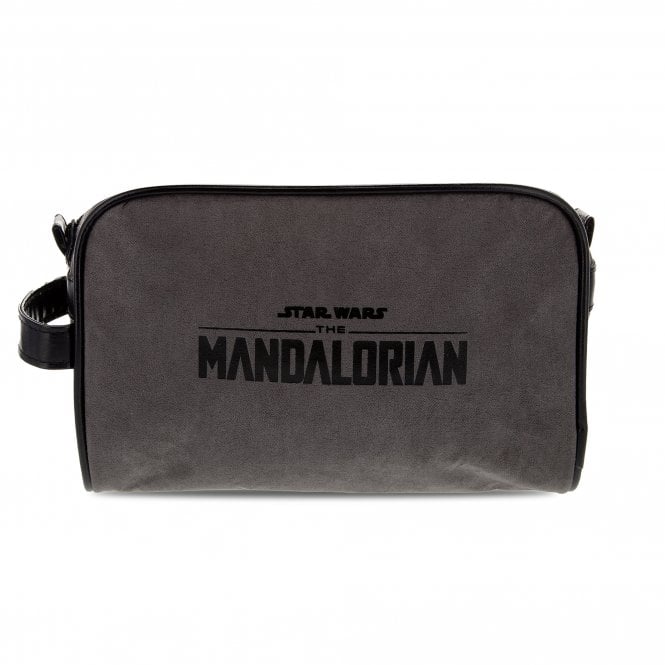 M.a.d Beauty Disney Mandalorian Bounty Hunter Wash Bag Set