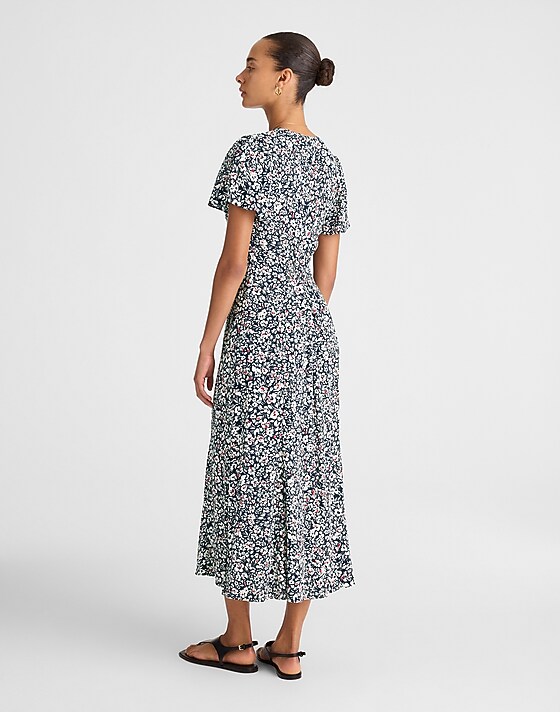Madewell Button-Front Flutter-Sleeve Midi Dress In Floral Amanda Floral Navy