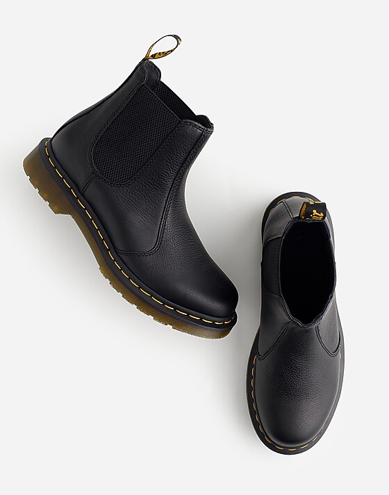 Madewell Dr. Martens® 2976 Chelsea Boots In Leather Black Virginia