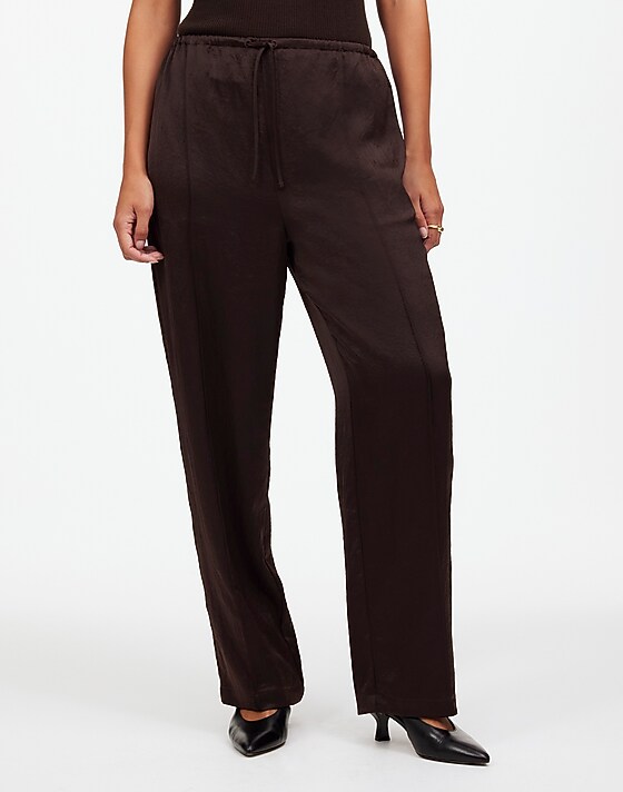 Madewell Petite Pintucked Slim Pull-On Pants In Satin Dark Carob