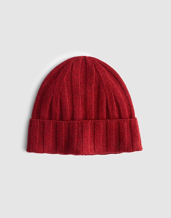 madewell Ribbed Beanie in Heritage Merino Wool heather garnet