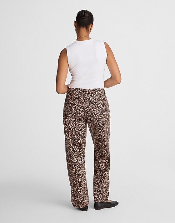 Madewell The Curvy Darted Barrel-Leg Jean Dark Mocha