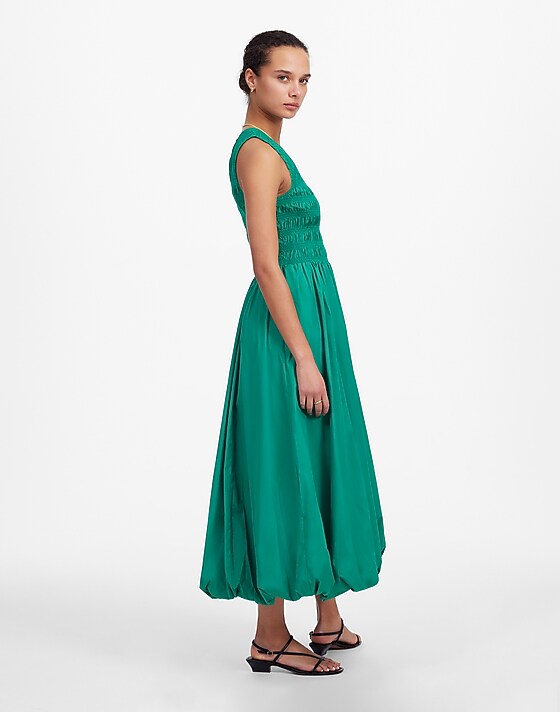 Madewell The Melody Bubble-Hem Smocked Midi Dress In Poplin Verdant Green