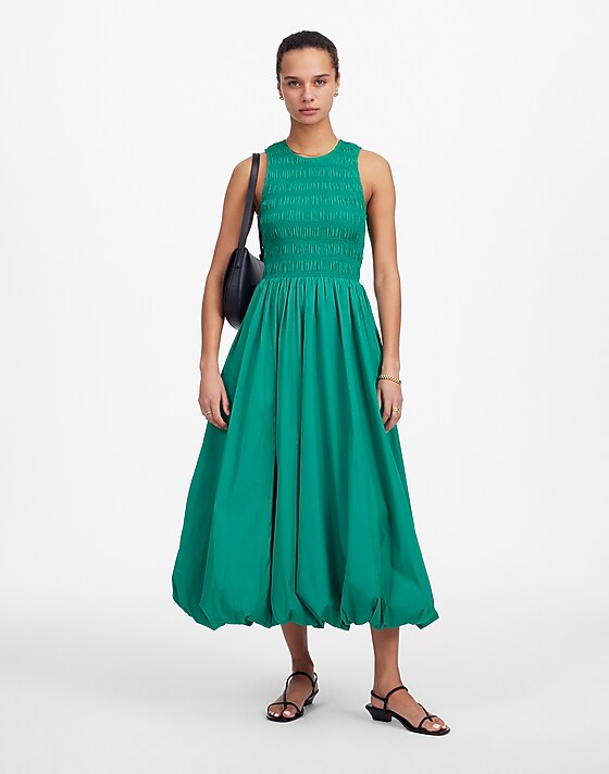 madewell The Melody Bubble-Hem Smocked Midi Dress in Poplin verdant green