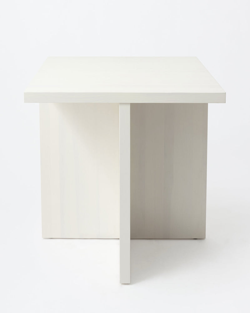 Magniberg Bull Table