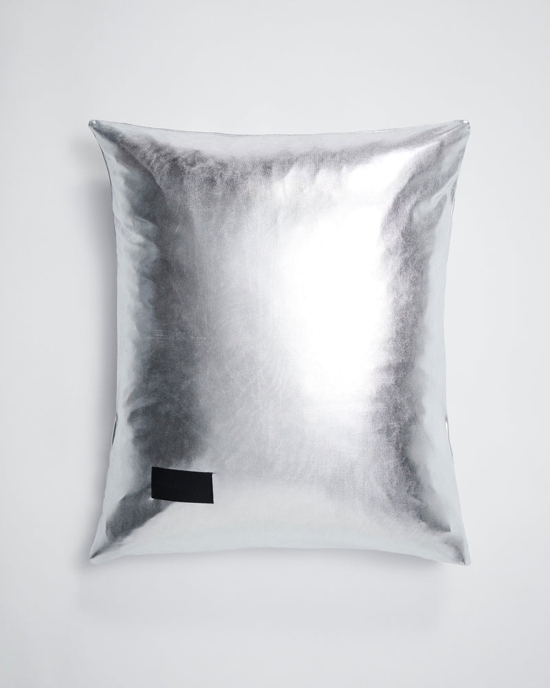magniberg Nude pillow case