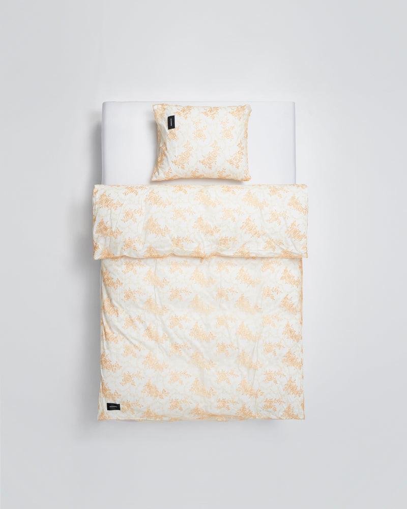 Magniberg Rose Pillow Case
