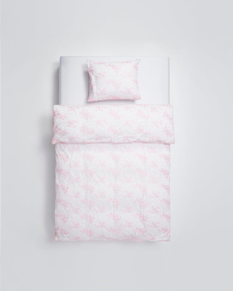 Magniberg Rose Pillow Case