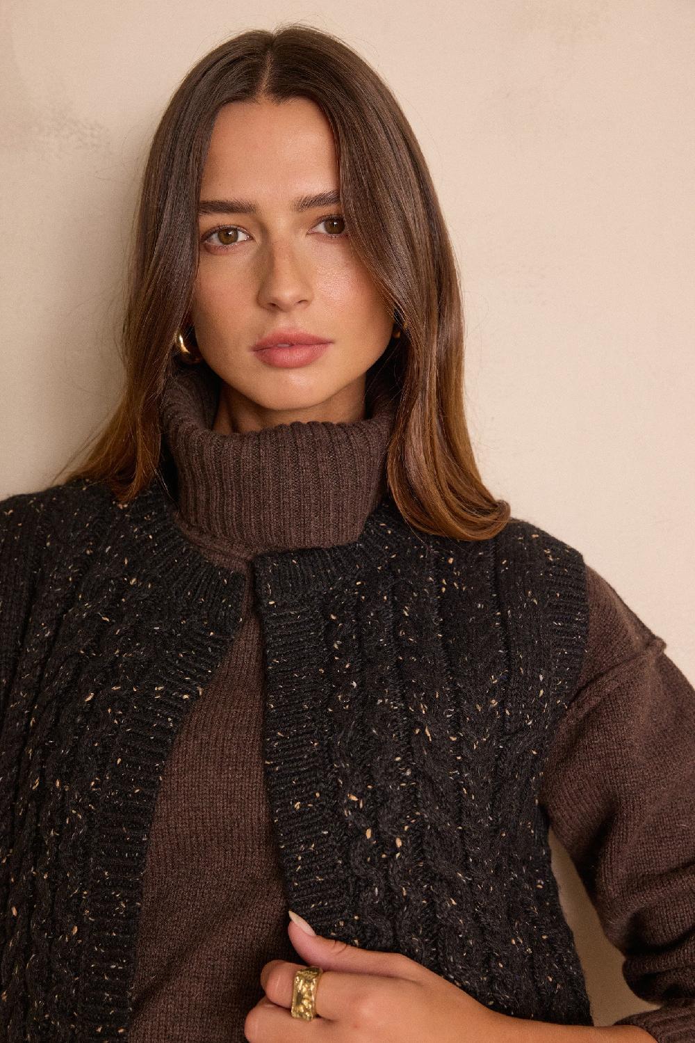 Maison 123 BIXENTE Sleeveless Cable-knit Wool Cardigan