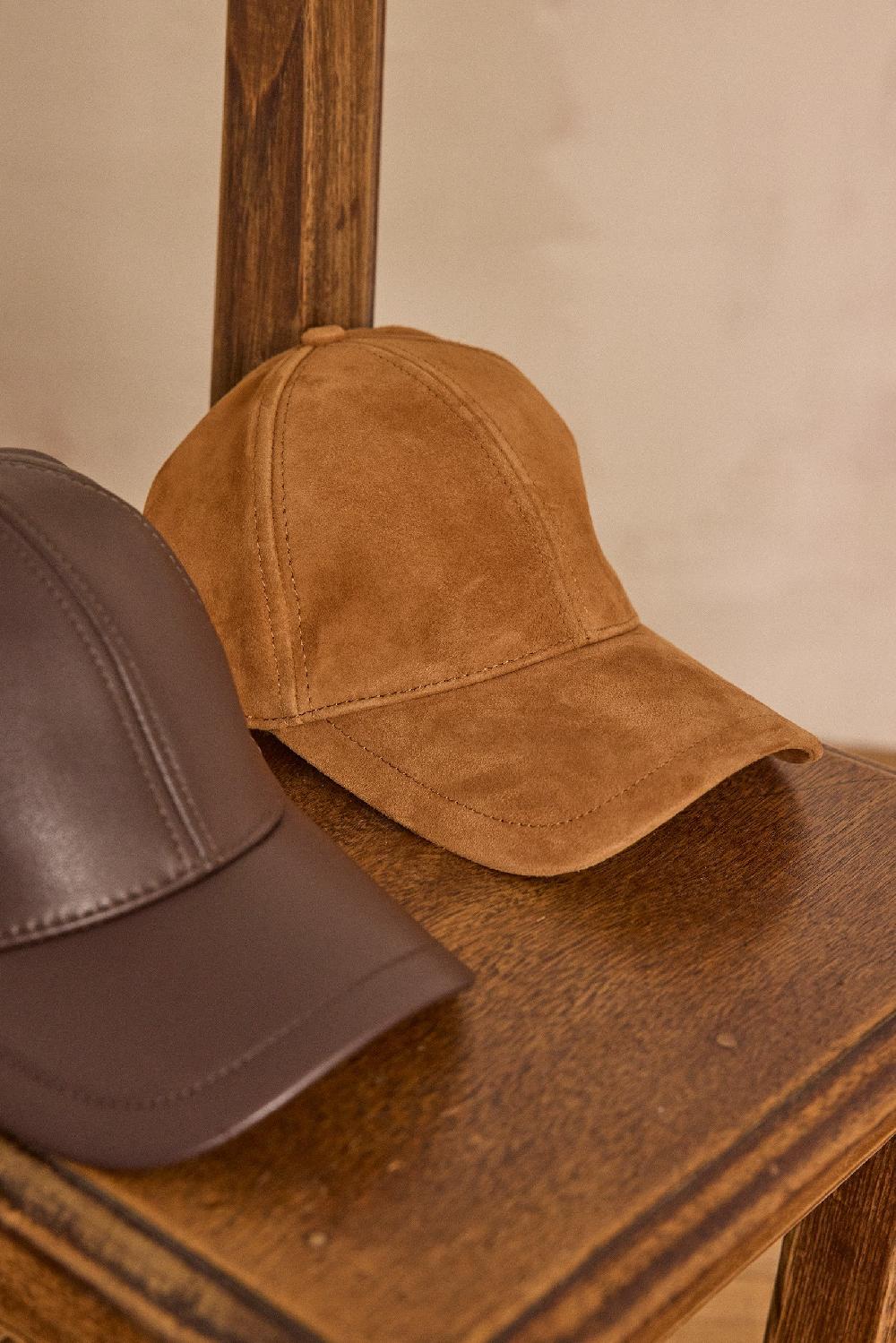 Maison 123 HELENE Leather Cap