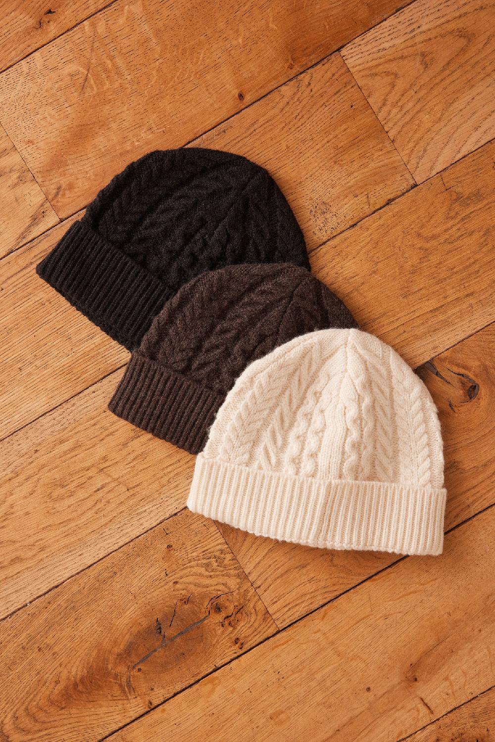 Maison 123 HOCHE Cable Knit Hat