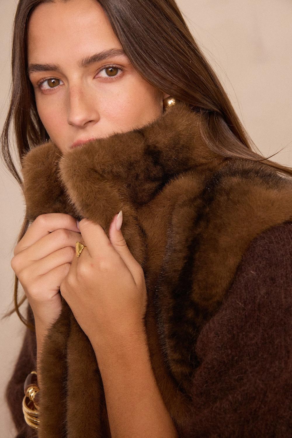 Maison 123 SUZANNE Fluffy Sleeveless Cardigan