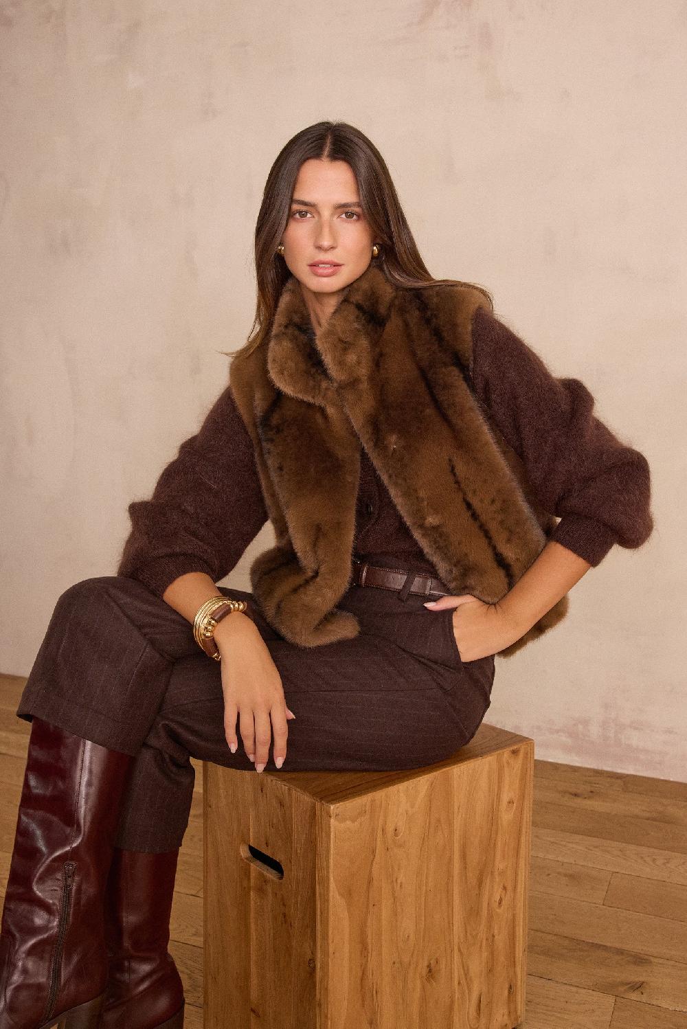 maison 123 SUZANNE Fluffy Sleeveless Cardigan