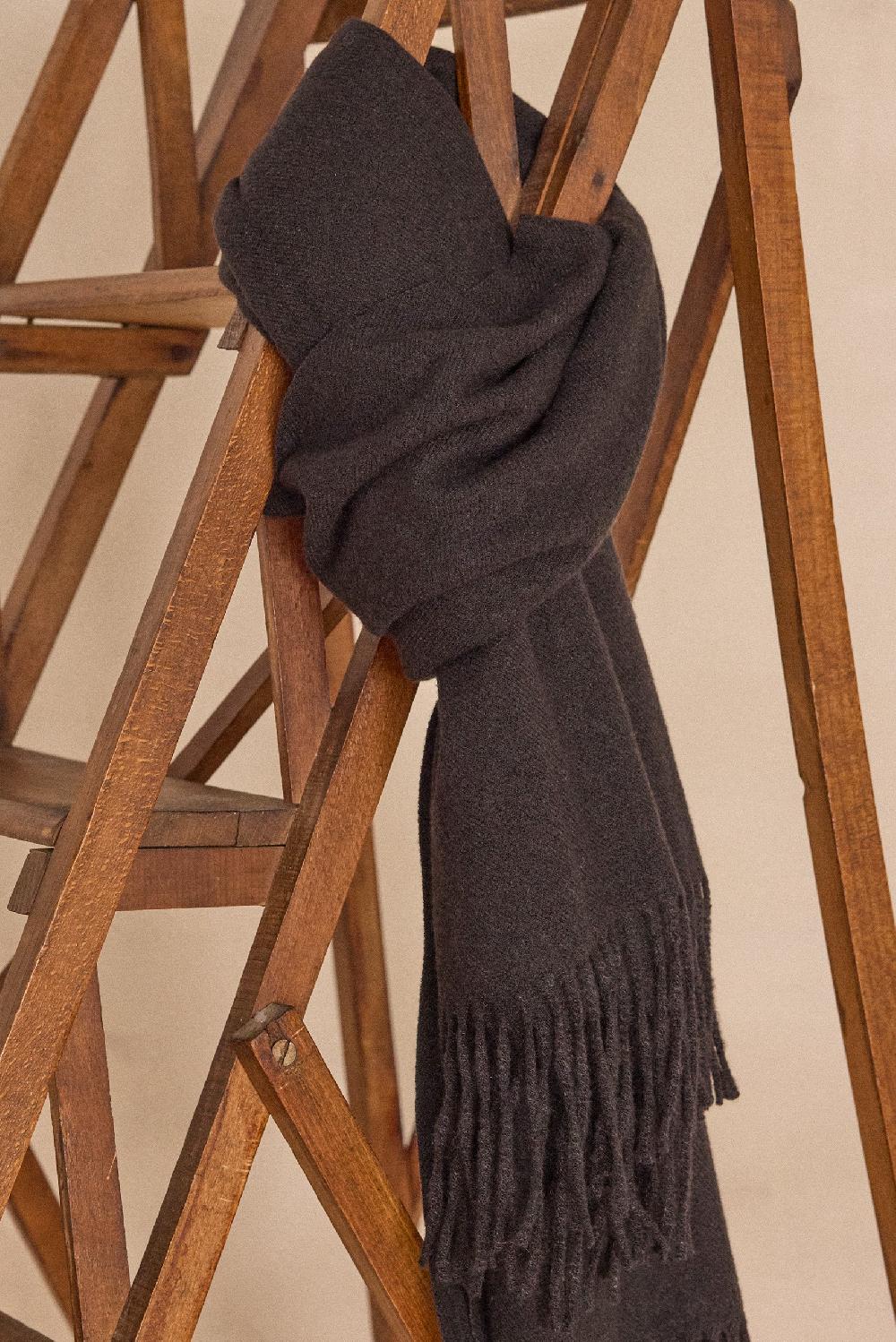 Maison 123 TOM Scarf