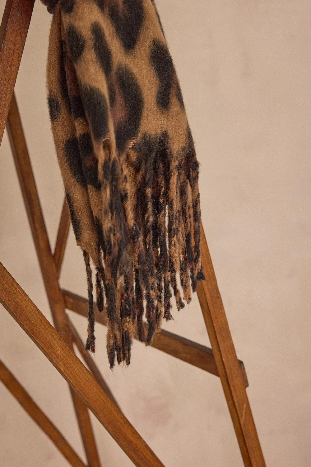 Maison 123 TONY Leopard Print Scarf