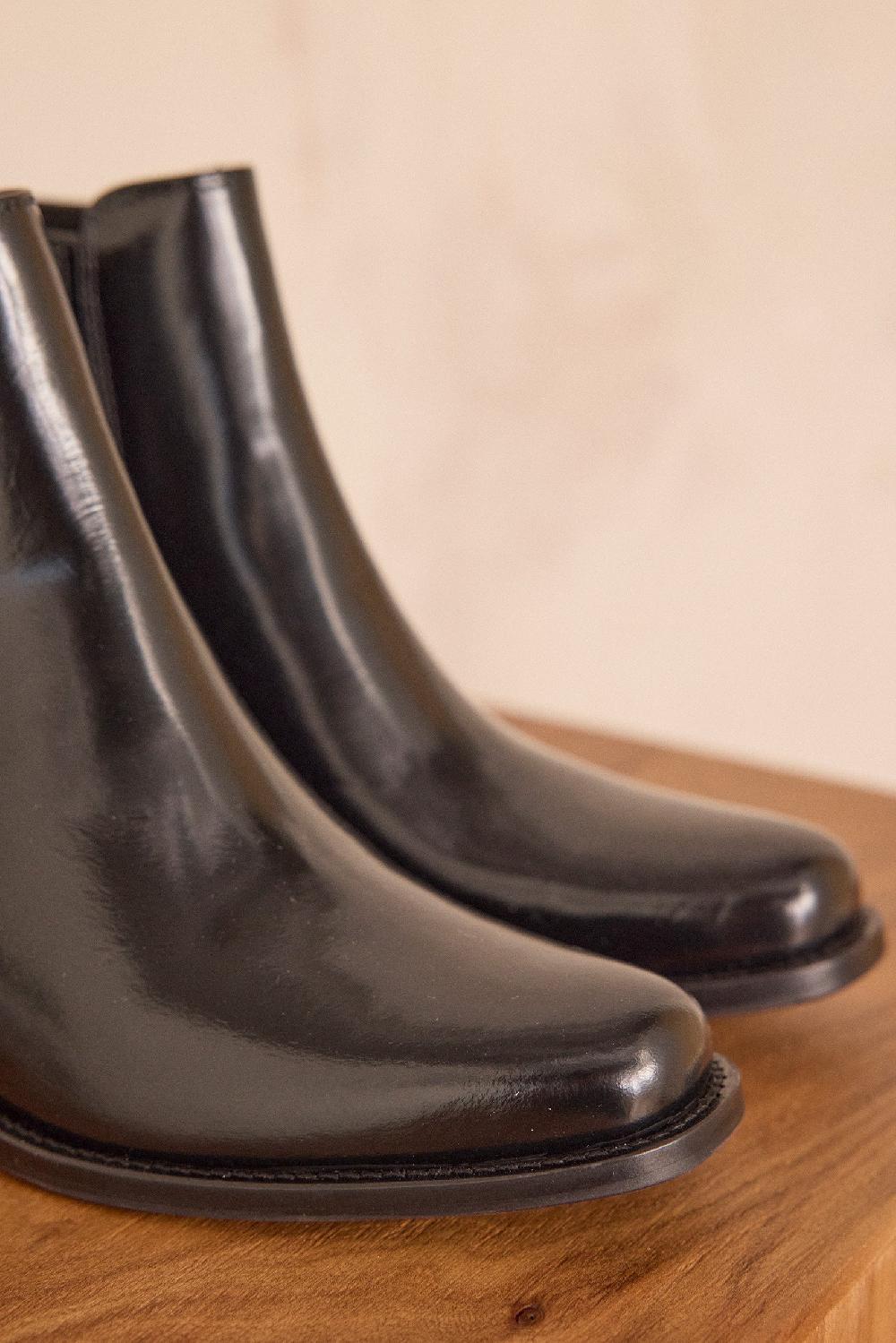Maison 123 VINNY Leather Chelsea Boots