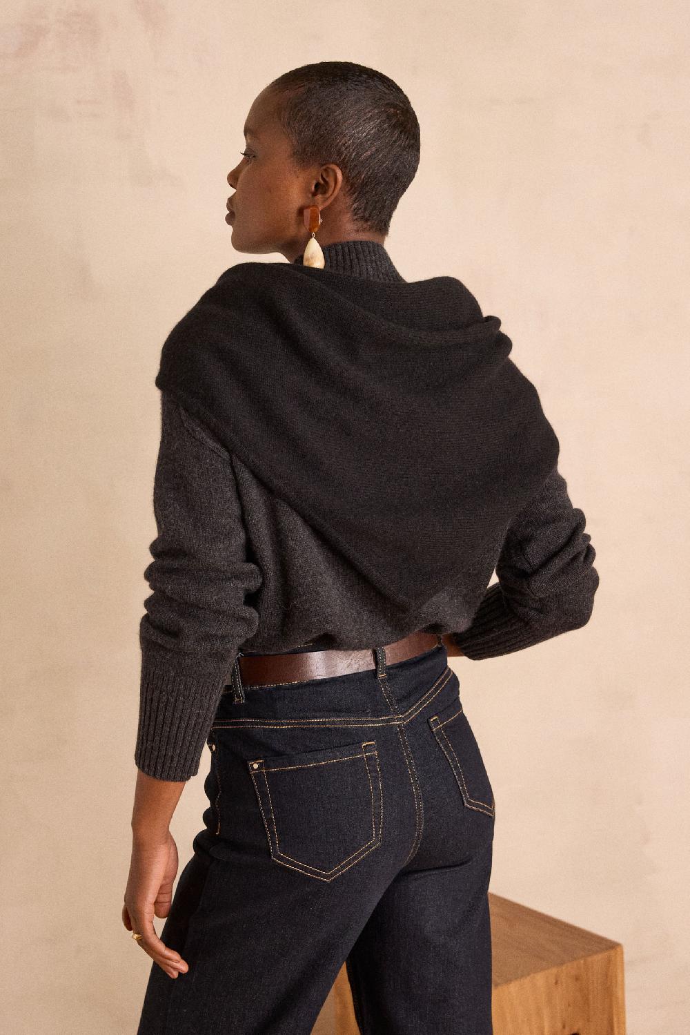 Maison 123 Triangle Scarf In 100% 2-ply Cashmere THOMAS