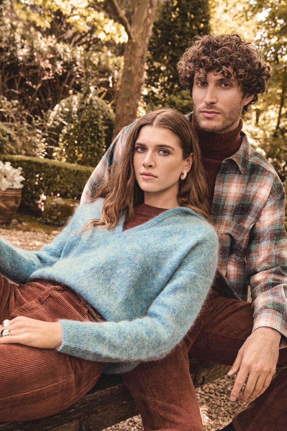maison 123 Unisex V-neck mohair and wool jumper FLANEUR