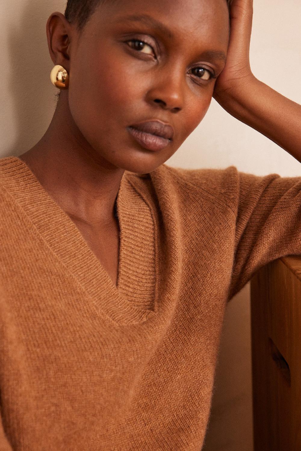 Maison 123 V-neck Jumper In 100% 4-ply Cashmere BRYTON