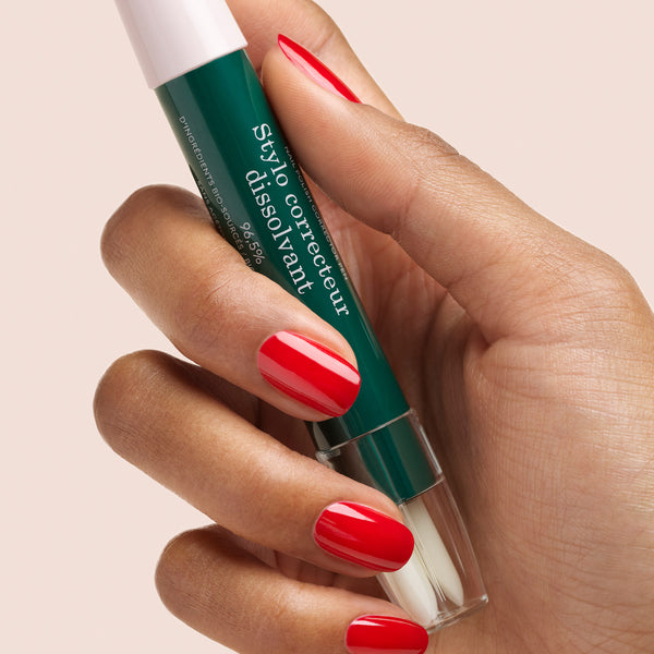 Manucurist Green Flash™ Led Gel Polish Nail Polish Corrector Pen