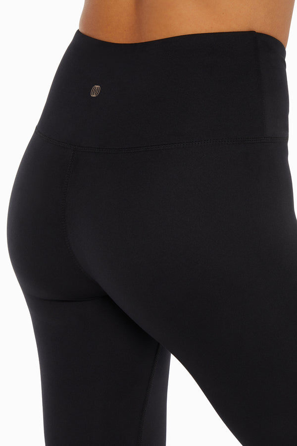 Marika Balance Collection Crossover Legging – BLACK
