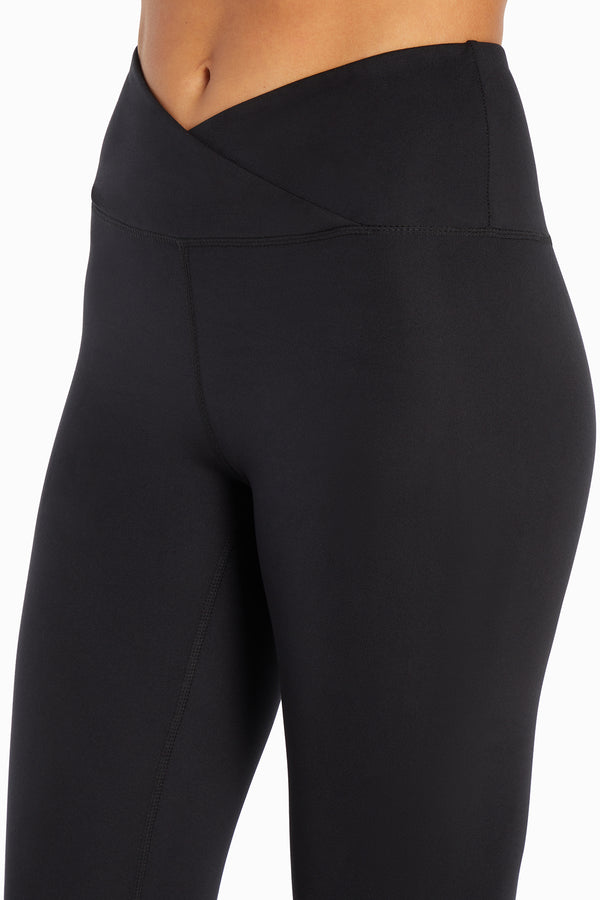 Marika Balance Collection Crossover Legging – BLACK