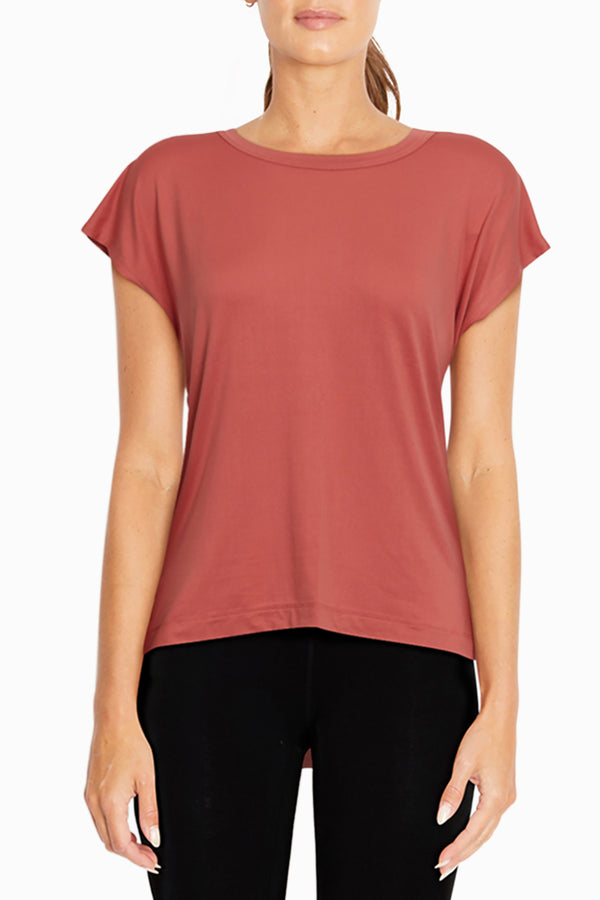 marika Emmaline Short Sleeve Tee – DUSTY CEDAR