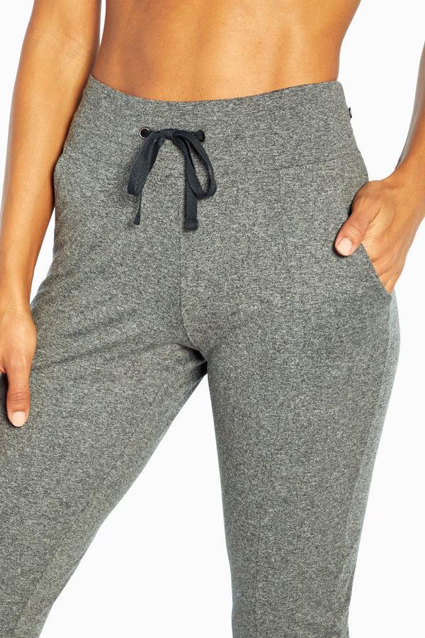 Marika Mona Capri – HEATHER BLACK