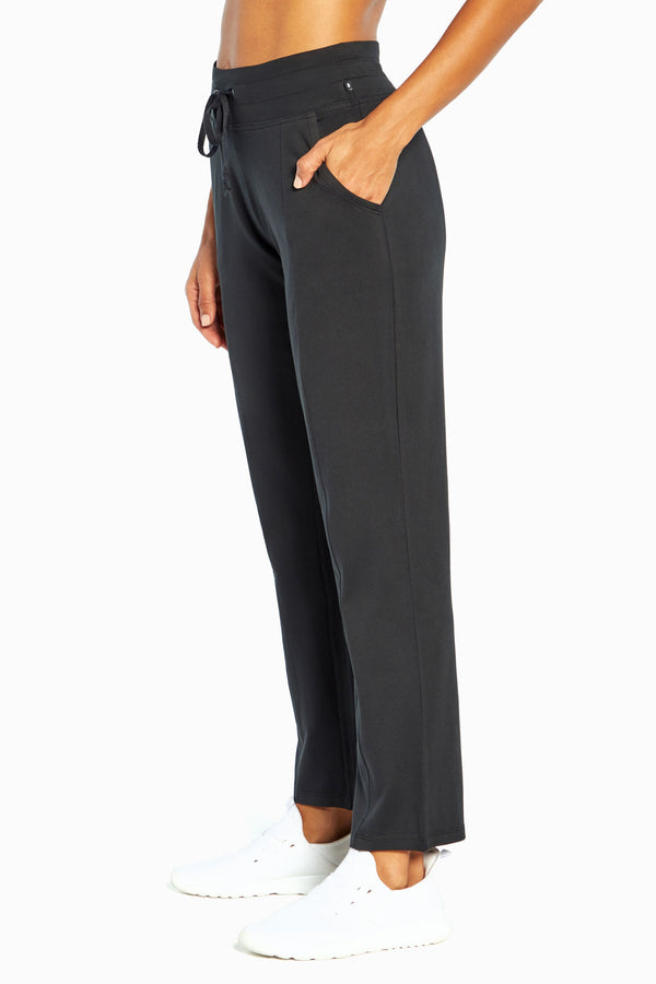 marika Mona Pant – BLACK