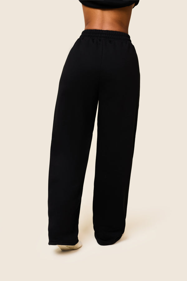 Mars The Label The Essentials Joggers In Black