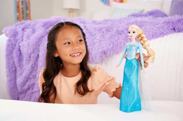 mattel Disney Frozen Singing Elsa Doll Sings Clip Of “Let It Go” From Disney Movie Frozen