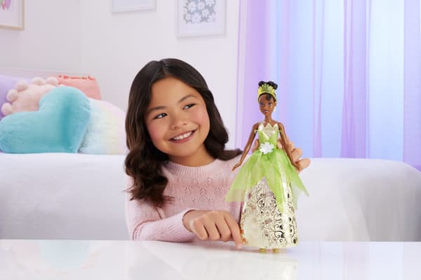 mattel Disney Princess Enchanted Stories Tiana Fashion Doll With Sparkling Dress & Accessories Posable