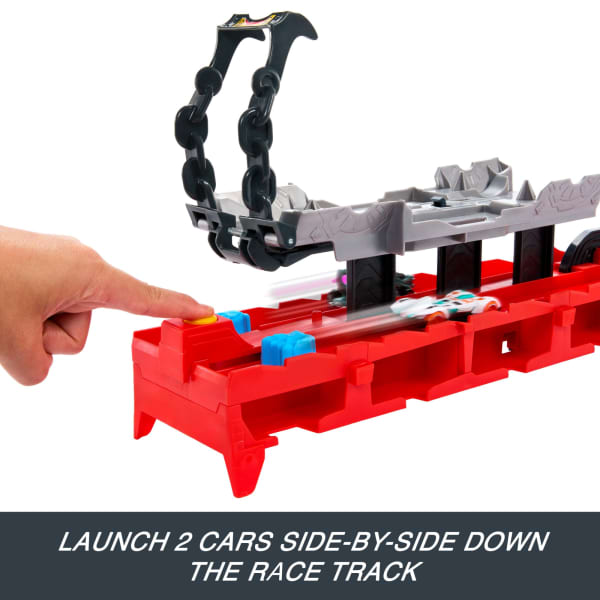 Mattel Hot Wheels City Hot Wheels Ultimate Dual Dragon Transporter & 2 1:64 Scale Toy Cars