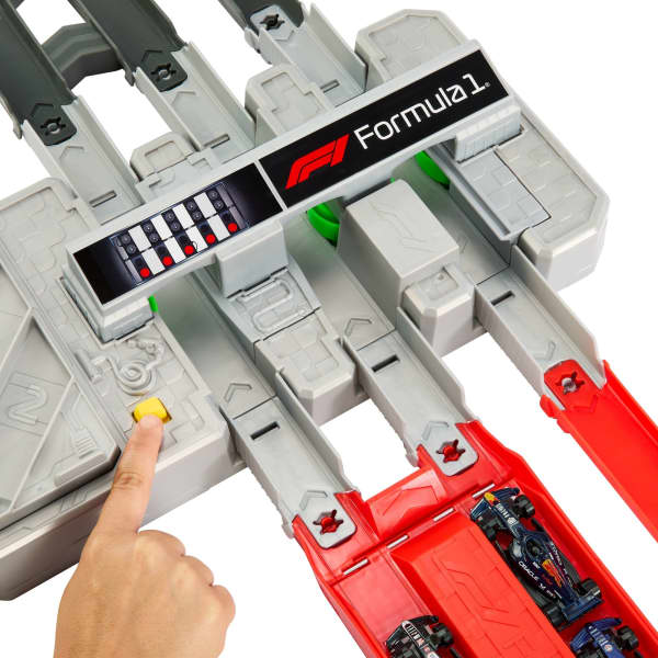 Mattel Hot Wheels Race Formula 1 Grand Prix Circuit Track Set With 3 1:64 Scale Die-Cast Toy Cars