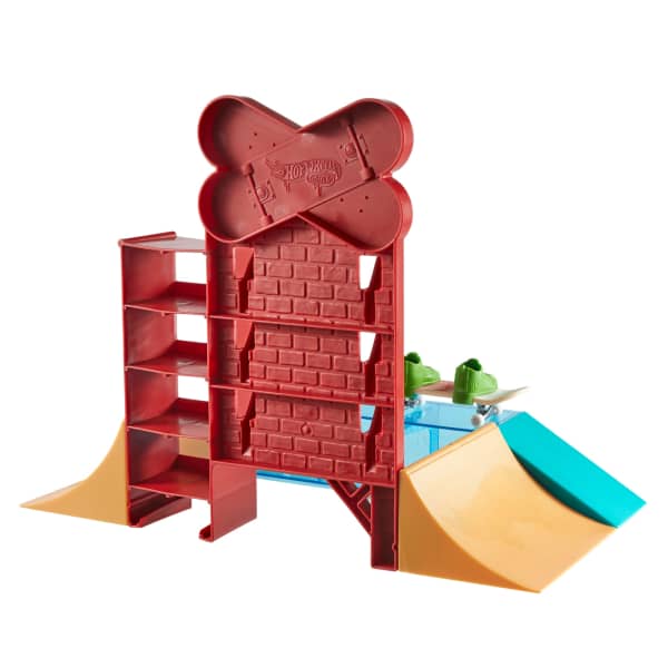 Mattel Hot Wheels Skate Skate Shop Playset With Exclusive Fingerboard & Pair Of Skate Shoes