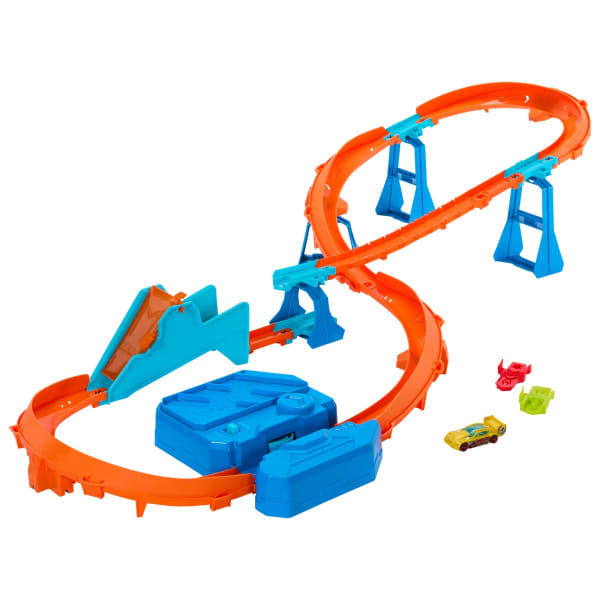mattel Hot Wheels Track Creator Boosted Jump Speedway Set With 1:64 Scale Toy Car & Motorized Booster