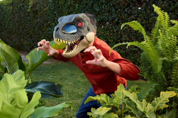 mattel Jurassic World Rebirth T-Rex Rage N Roar Mask With Led Light Up Eyes Feature 3 Level Effects