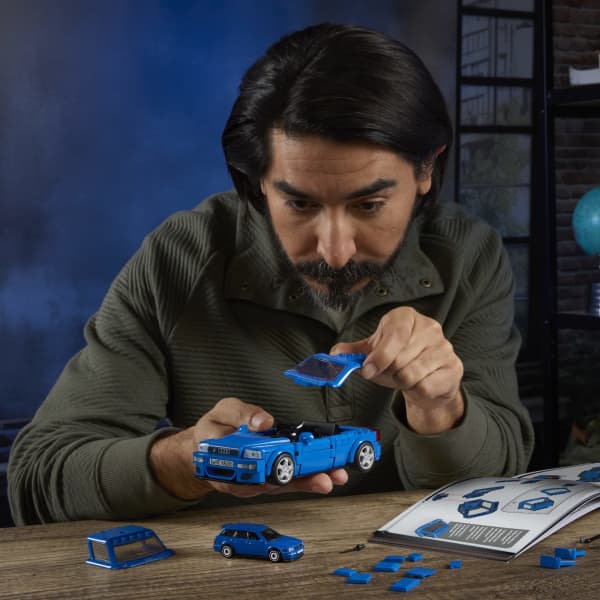 mattel Mattel Brick Shop Hot Wheels Audi Avant RS2 Building Toy Kit (253 Pieces) For Collectors