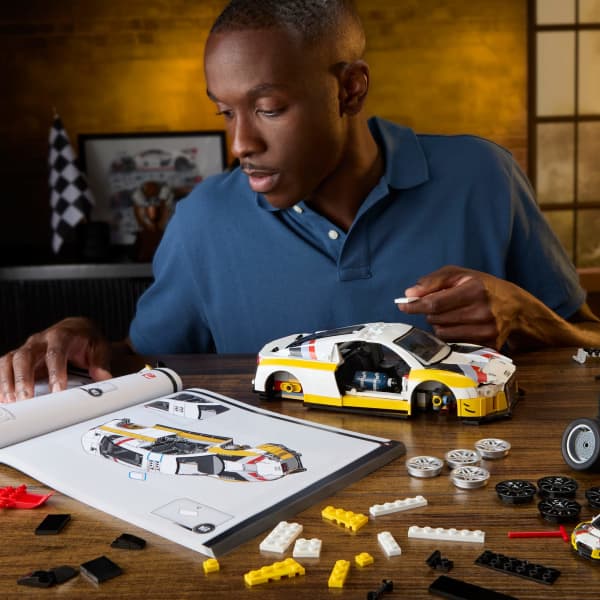 mattel Mattel Brick Shop Hot Wheels Juguete de Construcción Elite ’15 Audi R8 LMS