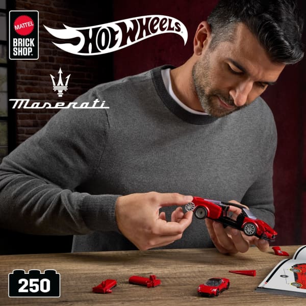 mattel Mattel Brick Shop Hot Wheels Maserati MC20 Building Toy Kit (250 Pieces) for Collectors